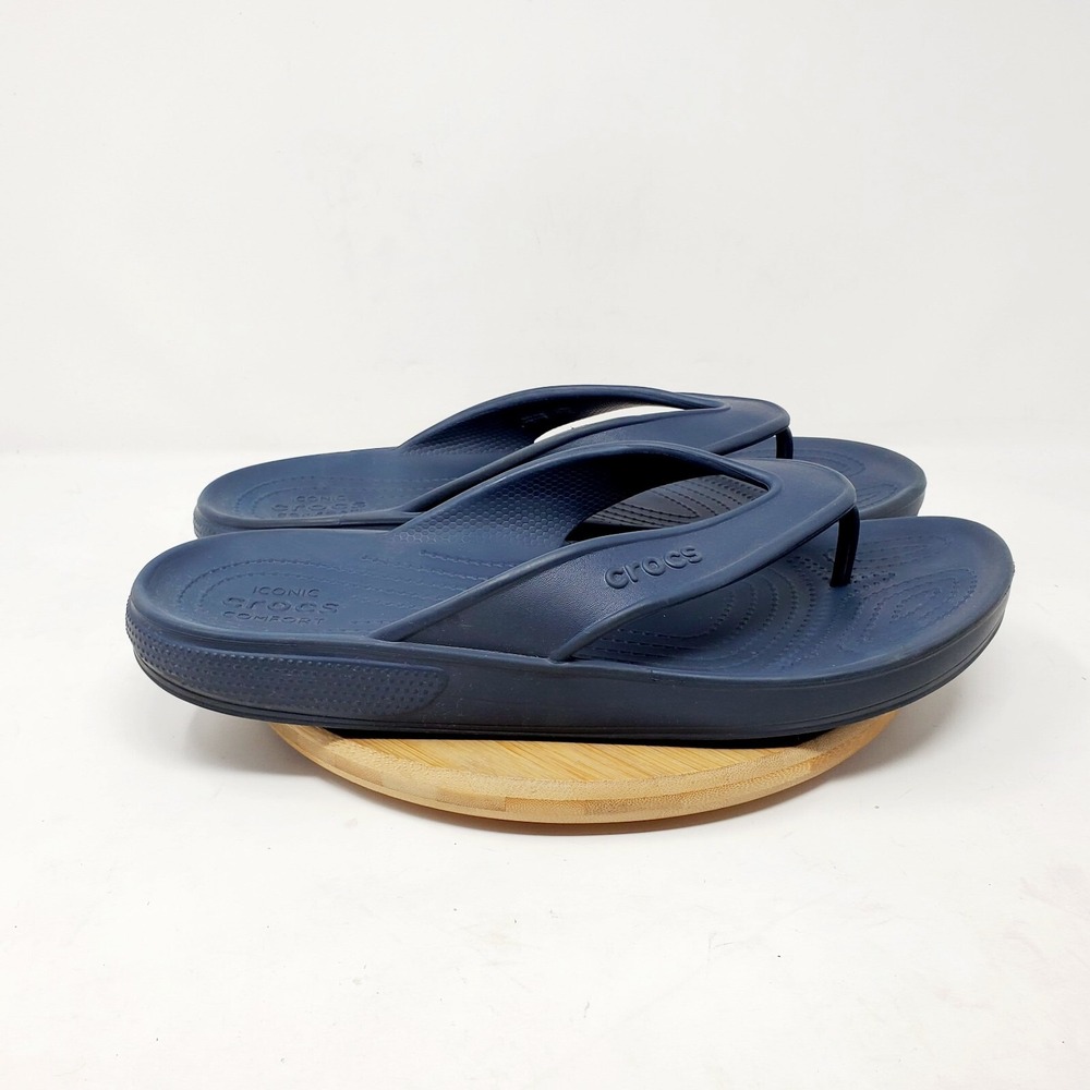 Crocs Sandals Mens 11 Blue Slip‎ On Classic II Flip Flop Sandals Pool Beach Blue